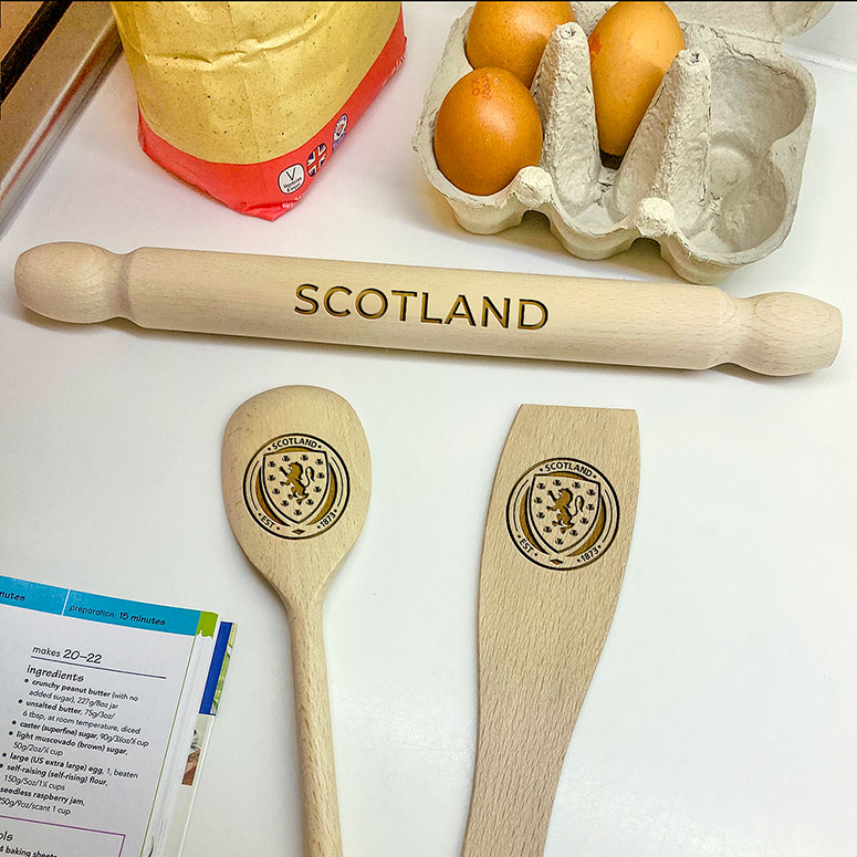 Scotland National Team - Club Crest Baking Set / Utensils