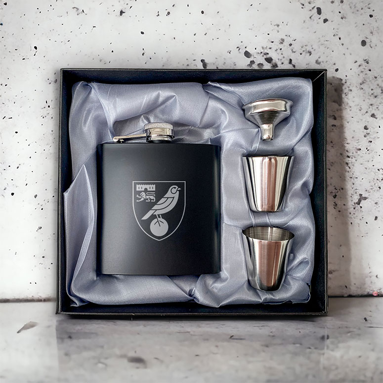 Norwich City FC Crest Hip Flask Gift Set